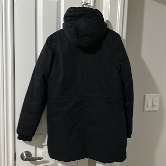 Aritzia Community cargo puffer parka coat - Picture 2 of 7